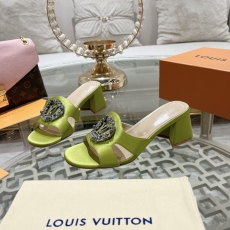 Louis Vuitton Slippers